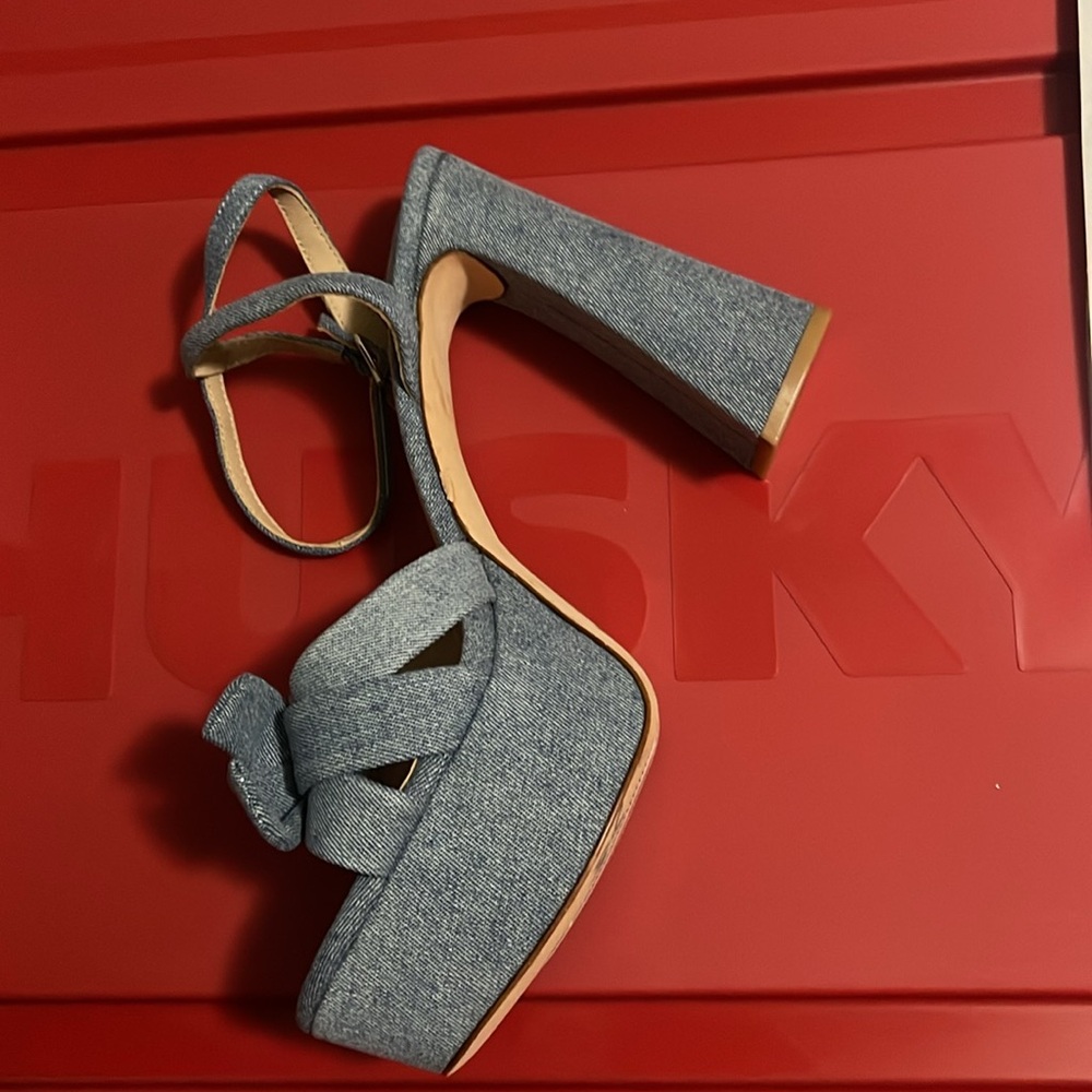 New Antonio Melani Bindi Denim Bow Platform Dress Sandals - Picture 3 of 4